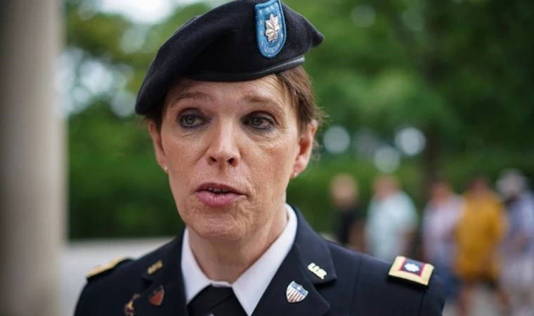 Pentagon belgesi ortaya çıktı: Trans bireyler ordudan atılıyor mu?