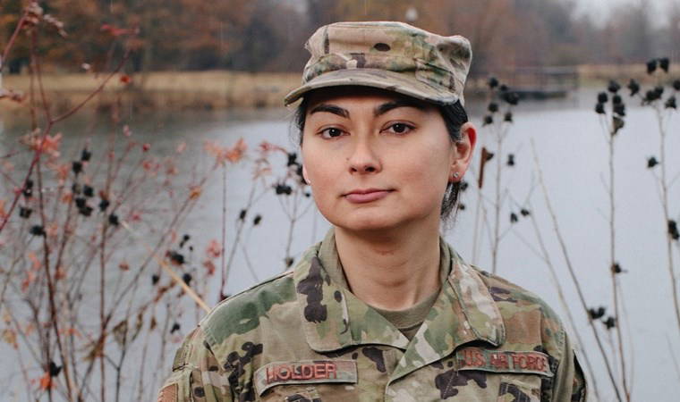 Pentagon belgesi ortaya çıktı: Trans bireyler ordudan atılıyor mu?