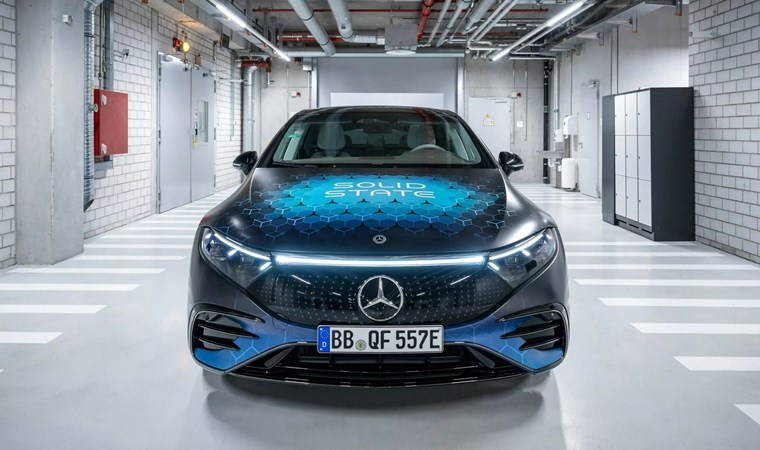 Mercedes'ten menzilde rekor artış! İlk kez katı hal bataryası kullandı!