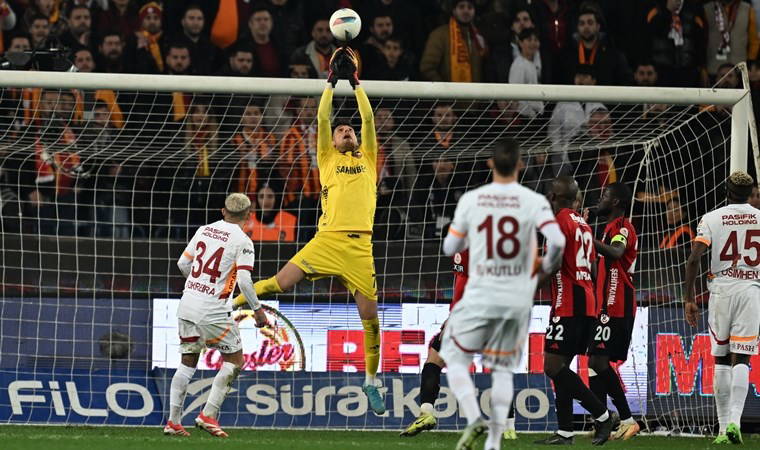 Eski hakemler Gaziantep FK - Galatasaray maçını değerlendirdi: '4 kırmızı kartı atladı'