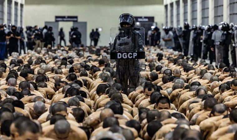 'Dünyanın en berbat hapishanesi' olarak biliniyor... Trump, suçluları buraya gönderecek!