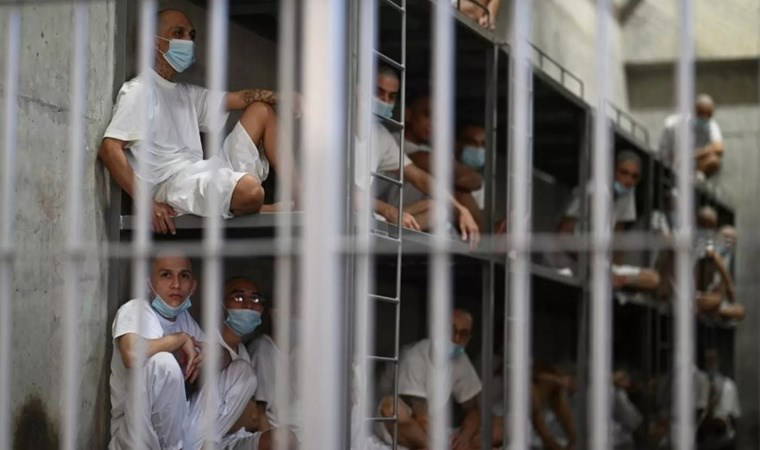 'Dünyanın en berbat hapishanesi' olarak biliniyor... Trump, suçluları buraya gönderecek!