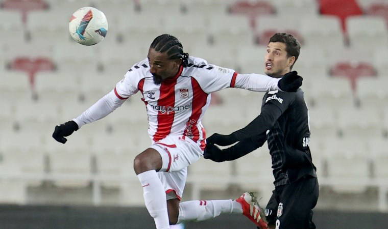Spor yazarları Sivasspor-Beşiktaş maçını yorumladı: 'Federasyon Eskimo sanıyor olabilir'
