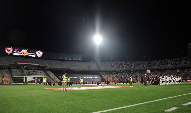 Derbide yabancı hakem krizi: Tepki için sahaya çıkmadılar!