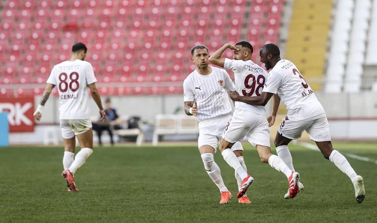 Süper Lig'de küme düşme hattı alev aldı: İşte takımların son maçları!