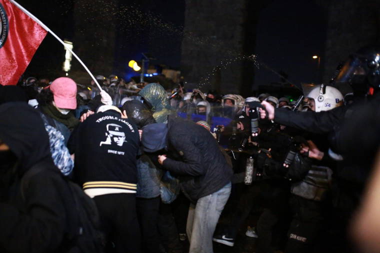 Biber gazından etkilenmemek için alınabilecek önlemler!