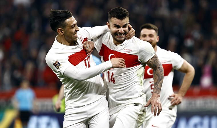 Spor yazarları Macaristan - Türkiye maçını yorumladı: 'Milli Takımımıza çok yakıştı'