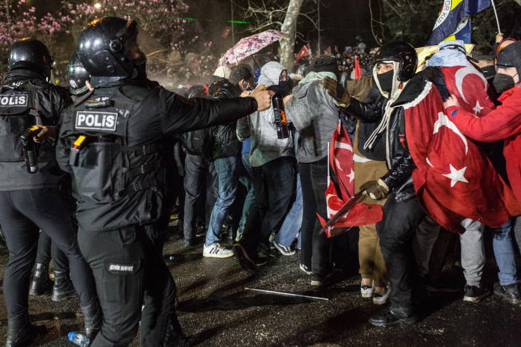 Polisin sert müdahalesi tepki çekmişti: Saraçhane'den yürek sızlatan kareler...