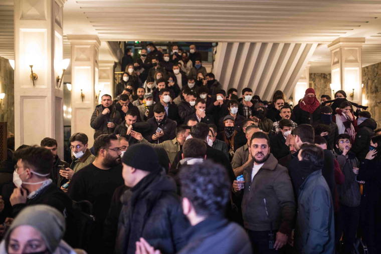 Polisin sert müdahalesi tepki çekmişti: Saraçhane'den yürek sızlatan kareler...