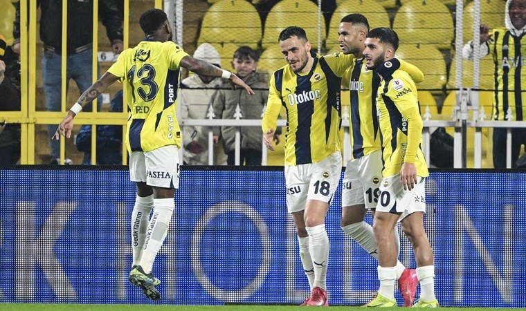 Spor yazarları Fenerbahçe - Antalyaspor maçını değerlendirdi: 'Puan farkı artık göz korkutmuyor'