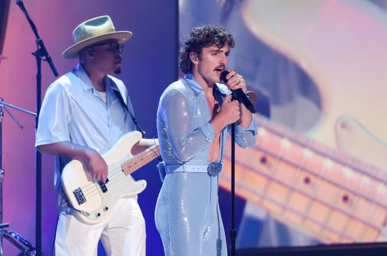 Billboard, 21. yüzyılın en iyi sanatçılarını açıkladı: Henüz 20'lerinin başındalar!