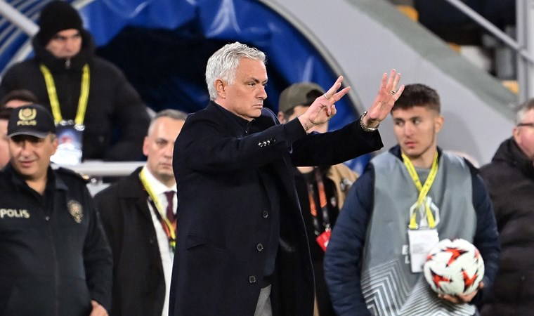 Spor yazarları Fenerbahçe - Rangers maçını yorumladı: 'Her yönüyle teknik adam felaketi'