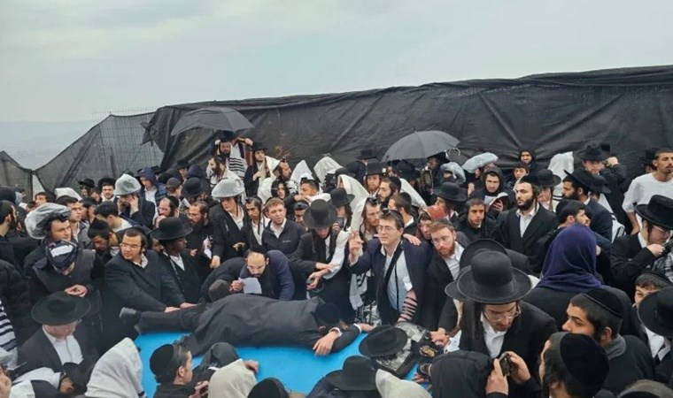 Aşırı dinci Yahudiler İsrail ordusu korumasında Lübnan'a girdi