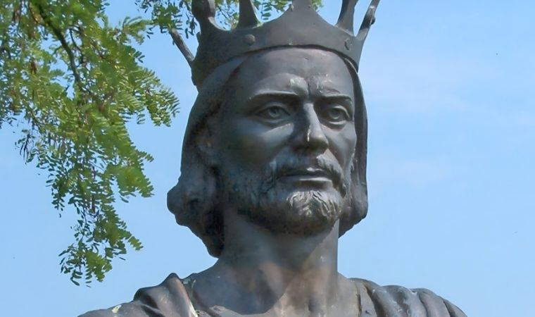 Tarihteki en garip hükümdar ölümleri: Bu kralları tahtları bile koruyamadı