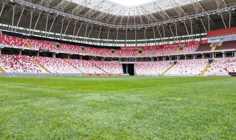 Sivasspor - Fenerbahçe maçı ne zaman, saat kaçta, hangi kanalda? Şifresiz mi?