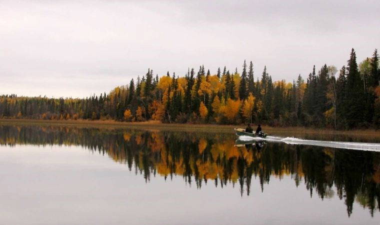 Doğanın kurallarına meydan okuyan 5 nehir ve göl: Bilim dünyası bu akarsuların sırrını araştırıyor