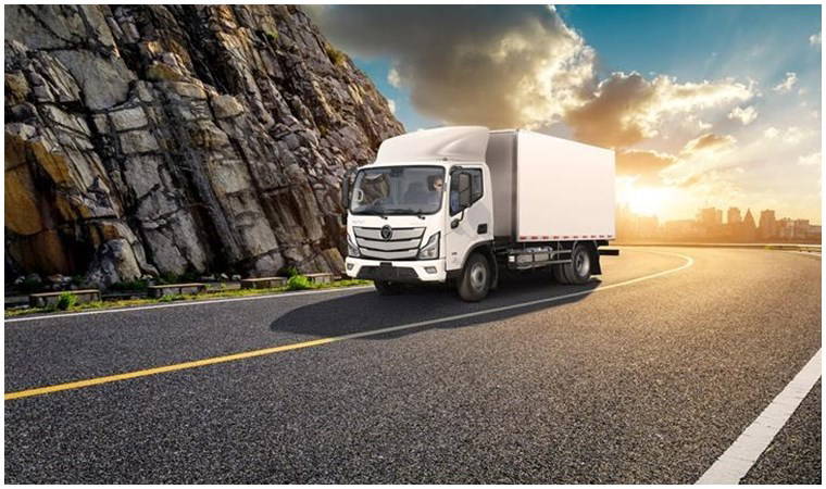 Otokar yeni modeli Atlas 9'u tanıttı