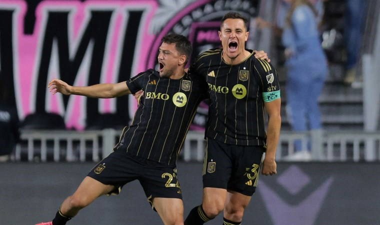 Cengiz Ünder, ABD'ye damga vurdu!