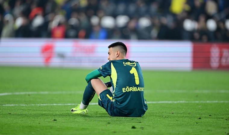 Spor yazarları Fenerbahçe'nin mağlubiyetini yorumladı: 'Sen hangi büyük maçta ne yaptın?'