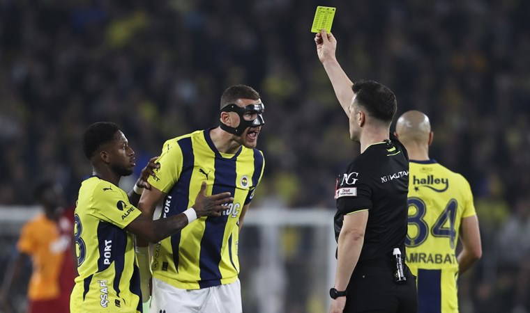 Eski hakemler değerlendirdi: İşte Fenerbahçe - Galatasaray derbisinin tartışmalı pozisyonları!