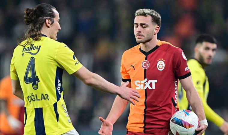 Cumhuriyet yazarları Fenerbahçe - Galatasaray derbisini yorumladı: 'Galatasaray fırsatları kaçırmasa tarihi skor olabilirdi'
