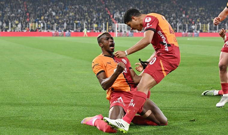 Cumhuriyet yazarları Fenerbahçe - Galatasaray derbisini yorumladı: 'Galatasaray fırsatları kaçırmasa tarihi skor olabilirdi'