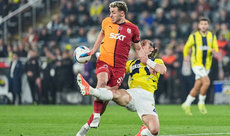 Cumhuriyet yazarları Fenerbahçe - Galatasaray derbisini yorumladı: 'Galatasaray fırsatları kaçırmasa tarihi skor olabilirdi'