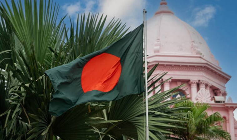 Trump'ın tarifelerine dünya ülkelerinden tepki yağıyor! 'Tamamen yersiz, yanlış bir hamle'