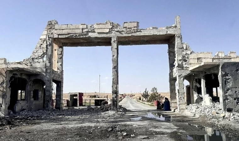 İsrail'in vurduğu T4 Hava Üssü görüntülendi