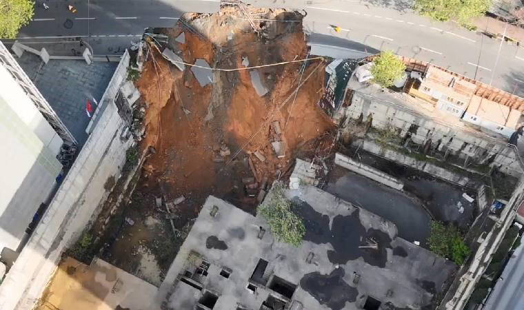 İstanbul'da yol çöktü: Cadde trafiğe kapatıldı