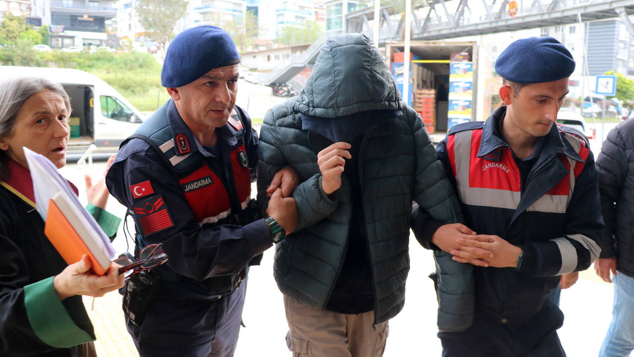 Okul saldırılarına destek paylaşımı yapmıştı: 16 yaşındaki çocuk tutuklandı