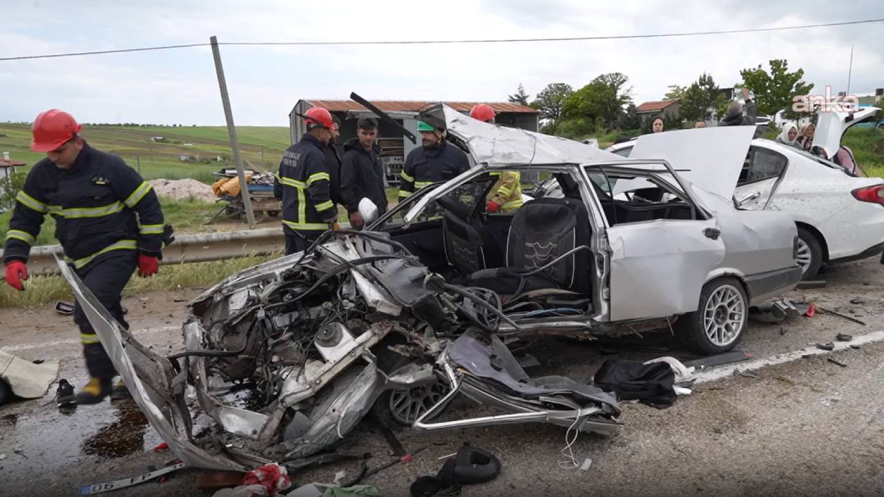 Kırıkkale’de feci kaza... İki otomobil çarpıştı: Ölüler ve yaralılar var