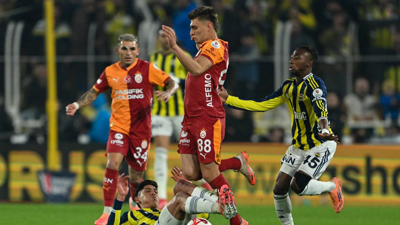 Dev derbide Kazımcan Karataş'a yabancı madde!