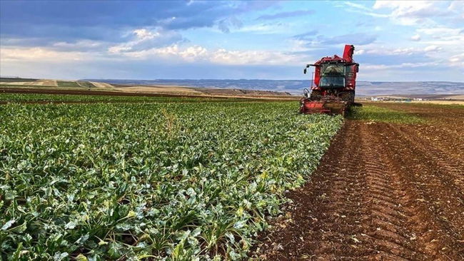 ‘Tüm olanaklarımızla çiftçimizin yanındayız’