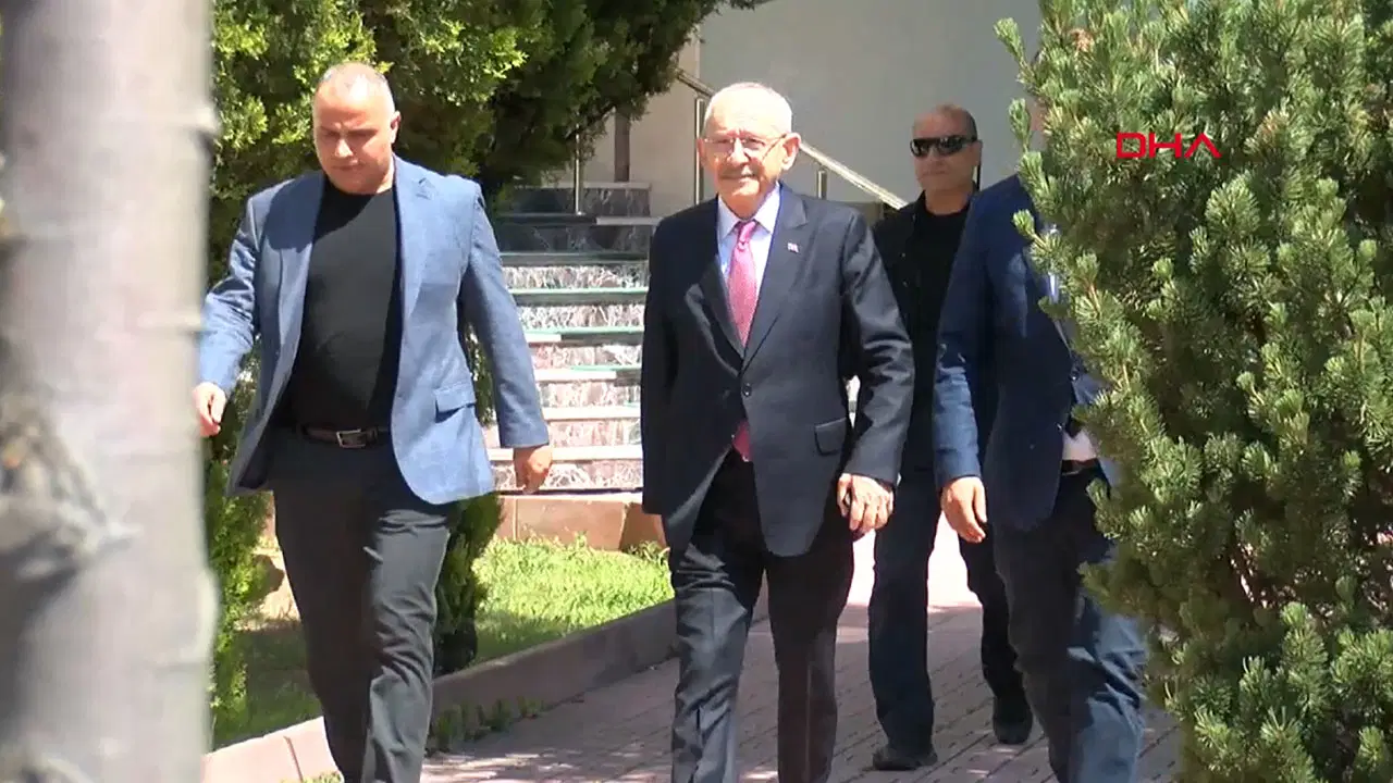 Kemal Kılıçdaroğlu kurultay sorusunu yanıtsız bıraktı