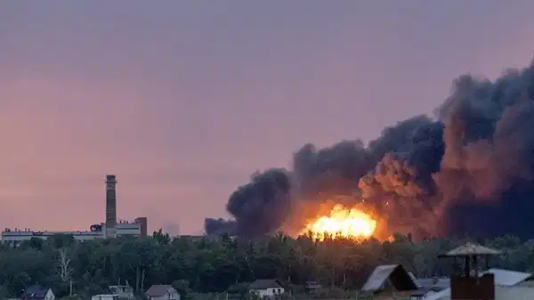 Ukrayna, Rusya’daki petrol terminalini ve kimya fabrikasını vurdu