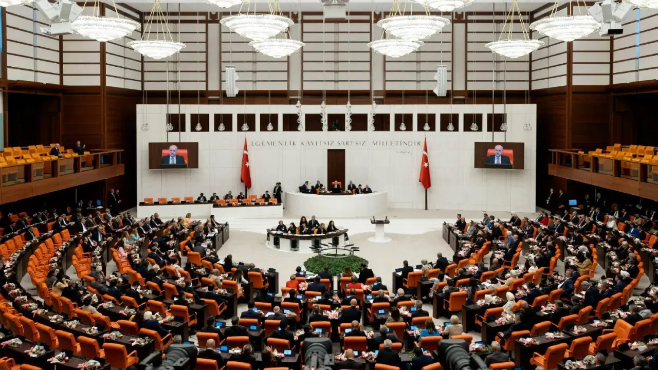 YENİ Parti’nin ilk önergesi AKP ve MHP oylarıyla reddedildi