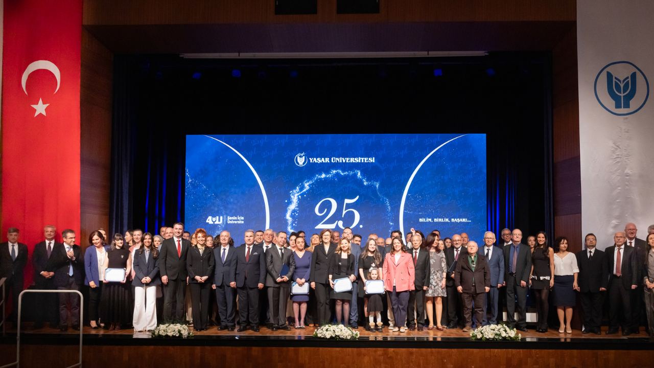 Yaşar Üniversitesi 25. yılını kutladı