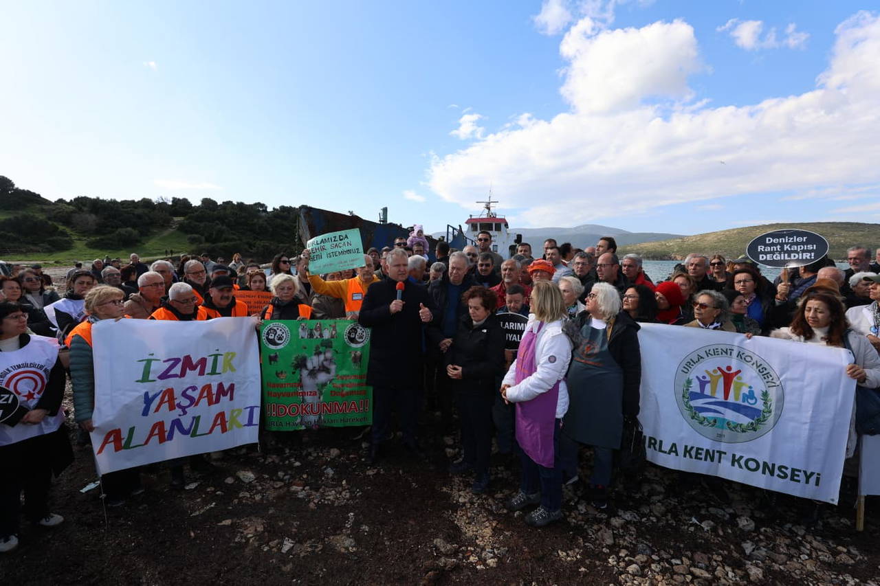 Urla Belediye Başkanı Balkan: Bu gemi geldiği gibi gidecek
