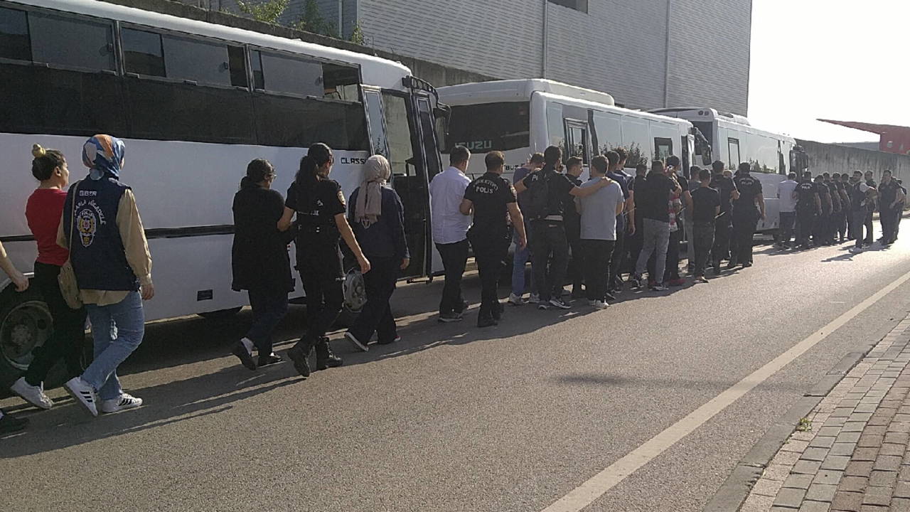 19 ilde 'dolandırıcılık' operasyonu: Çok sayıda gözaltı var!