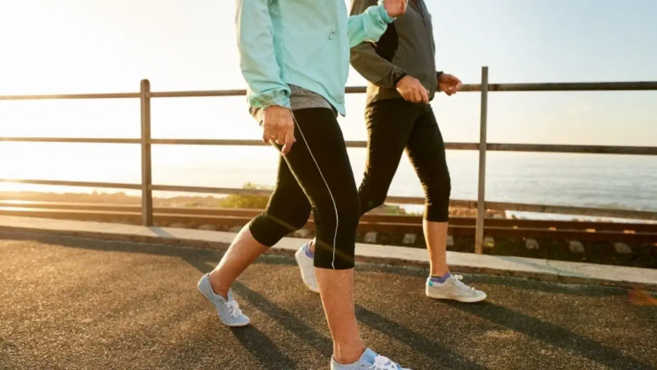 Bilinçsiz egzersizler büyük risk oluşturuyor! Uzmanından bel fıtığı ve menisküs uyarısı...