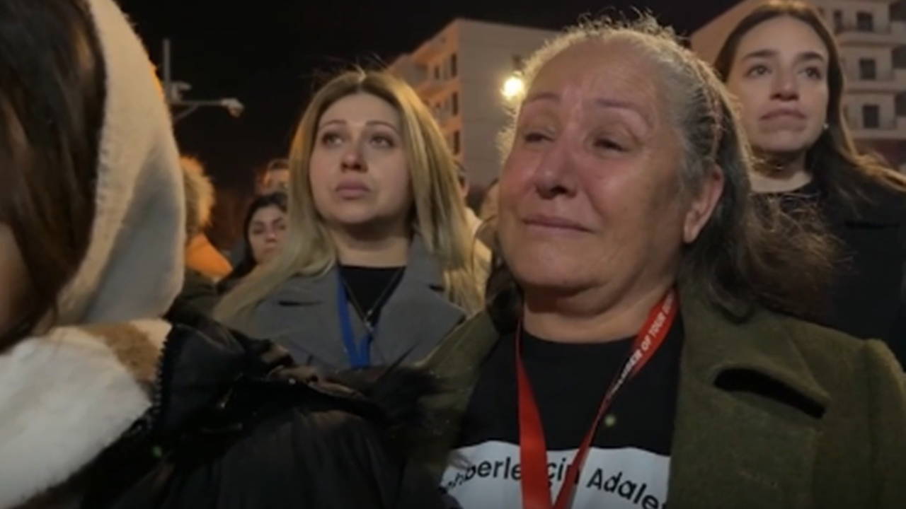 6 Şubat depremlerinin üçüncü yılı… Hatay'da sessiz yürüyüşle yaşamını yitirenler anıldı