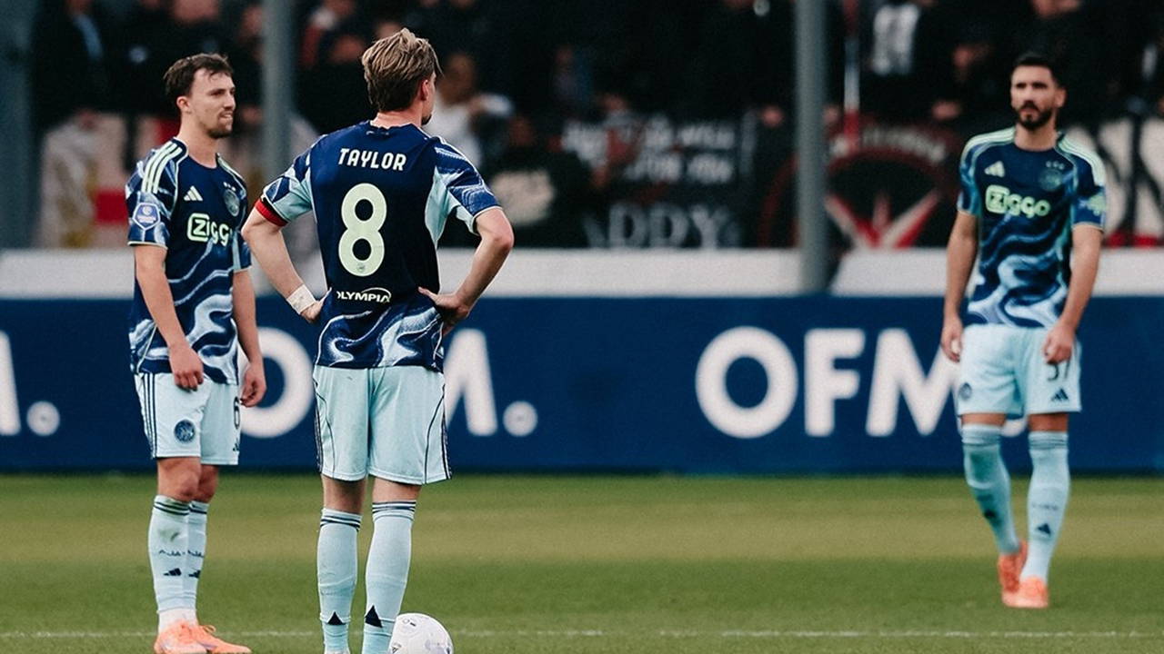 Ajax ligde iki maç sonra kaybetti!