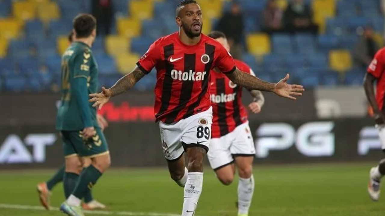 Amilton, Gençlerbirliği'ne veda etti