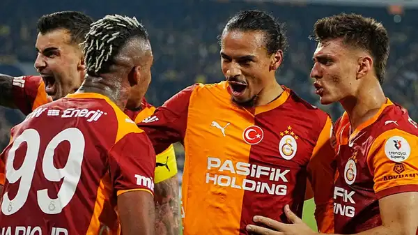 Fenerbahçe-Galatasaray derbisinde ısınmada olay cıktı