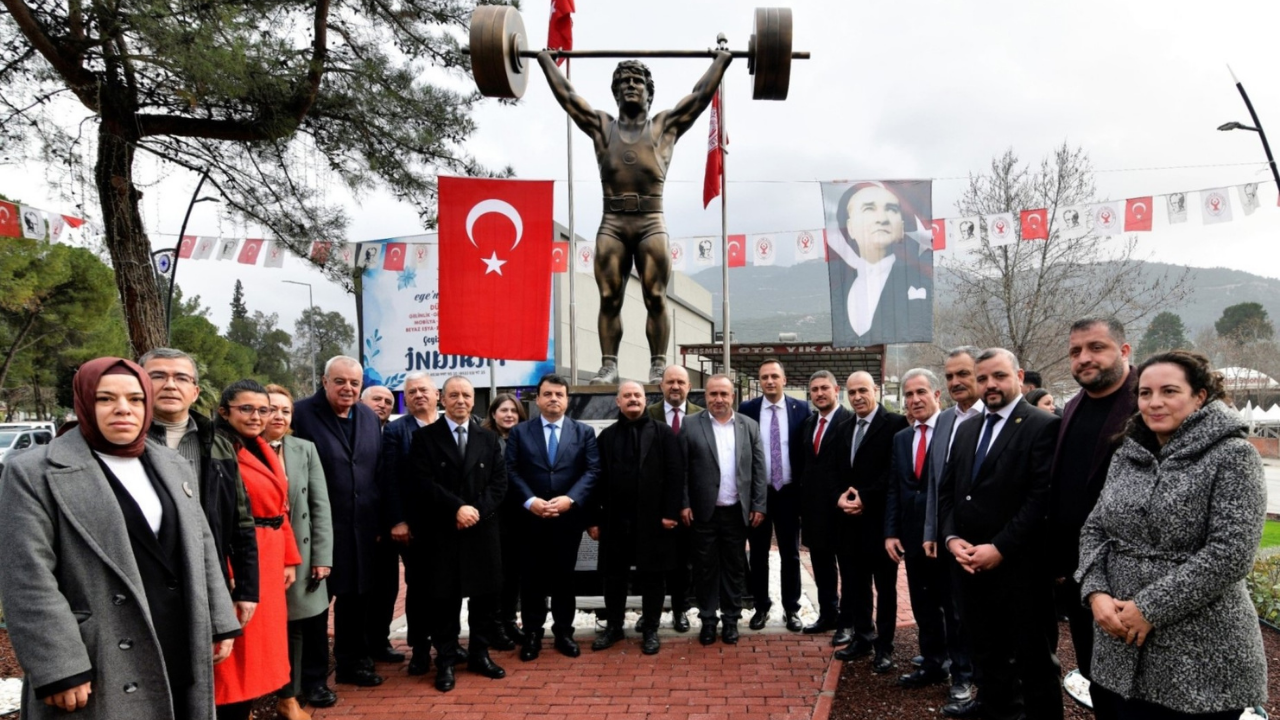 Cep Herkülü Bornova ölümsüzleşti