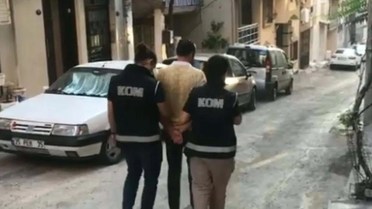 Kurgu trafik kazalarıyla sigorta şirketlerini dolandıran suç örgütüne operasyon: Çok sayıda gözaltı!