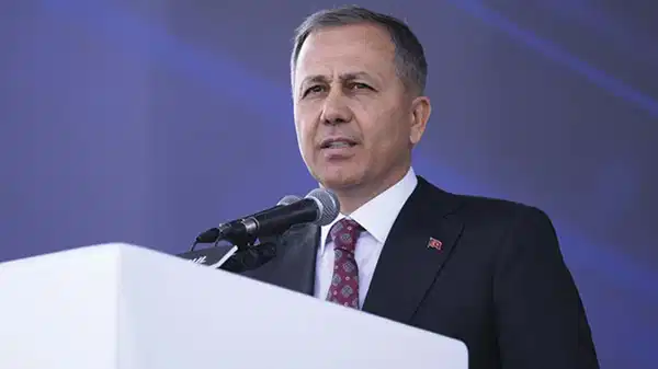 Yerlikaya duyurdu: 41 ilde nitelikli dolandırıcılık şebekelerine operasyon, 271 gözaltı!