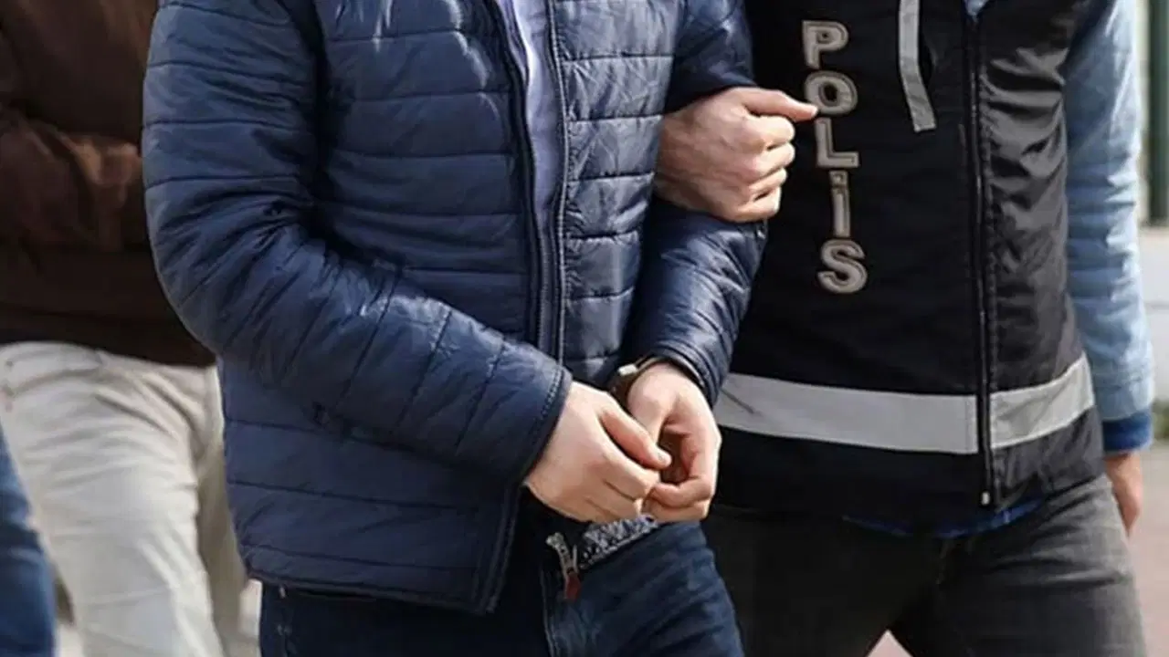 İstanbul'da IŞİD operasyonu: 14 gözaltı