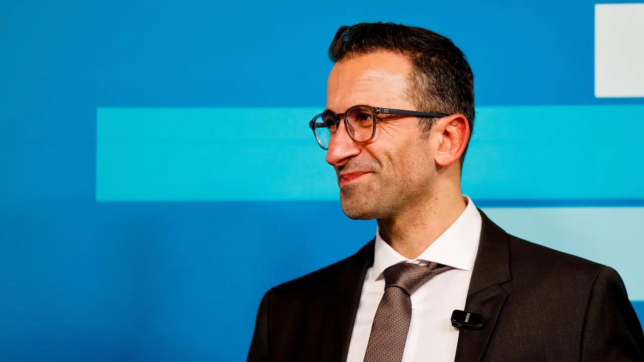 Almanya'da ikinci Türk kökenli belediye başkanı seçildi